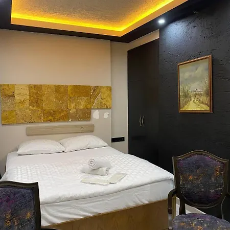 Paradise 7palace Kapselhotel *